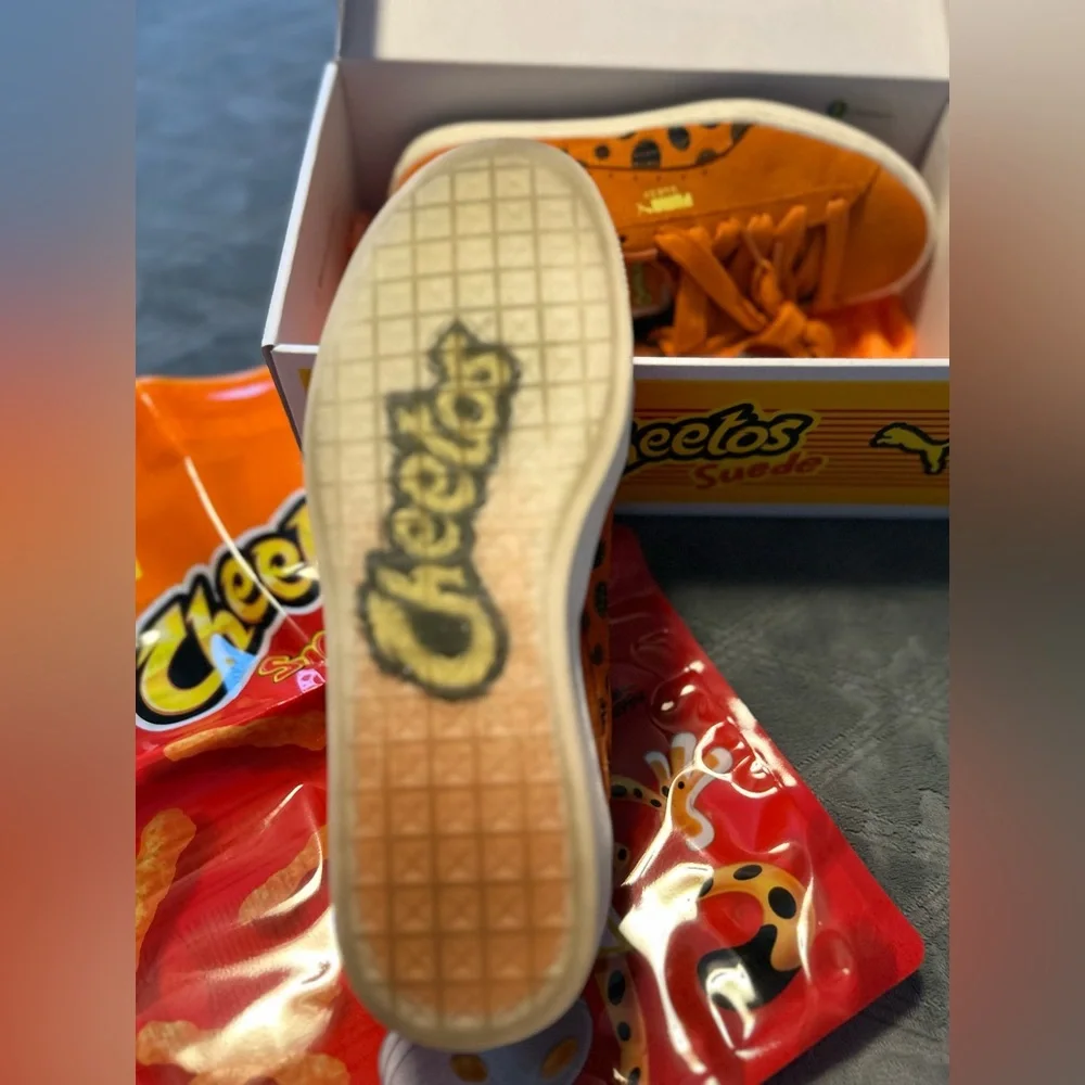 Puma Special Edition Suede Cheetos ‘Chester’ Jr. Shoes - Picture 3 of 6